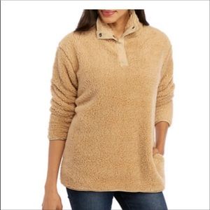 Women’s fleece pullover by Crown and Ivy size large NWT nonsmoking home